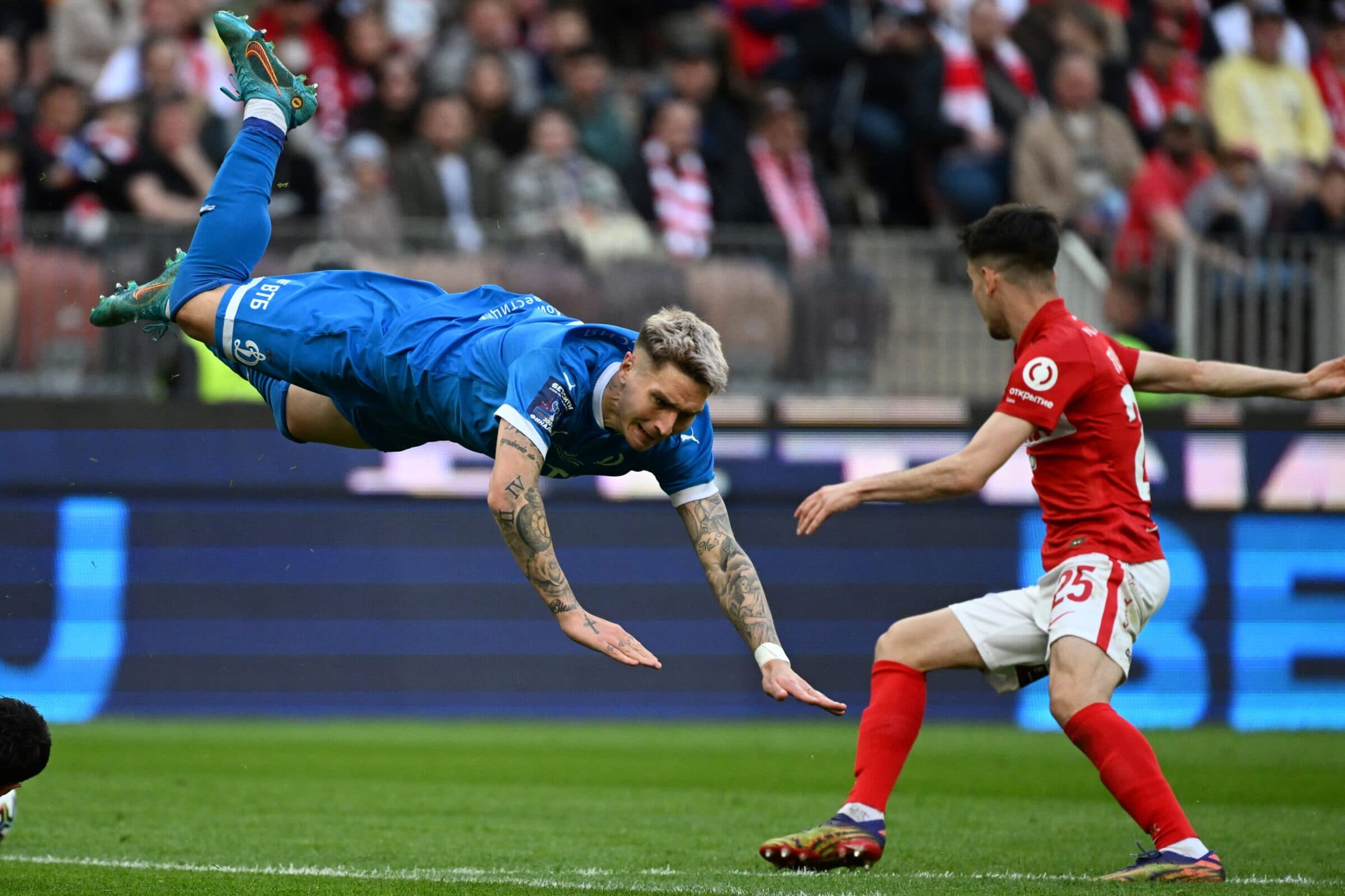 Guillermo Varela é mais um jgador a chegar no Flamengo em 2022