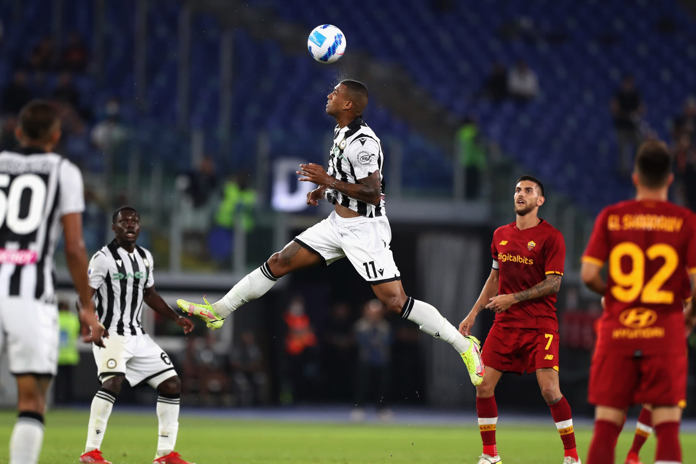 Walace responde Marinho no Instagram e empolga torcedores do Flamengo