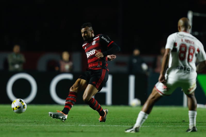Fabricio Bruno comenta sobre a força do Flamengo e convoca torcida para o Maracanã
