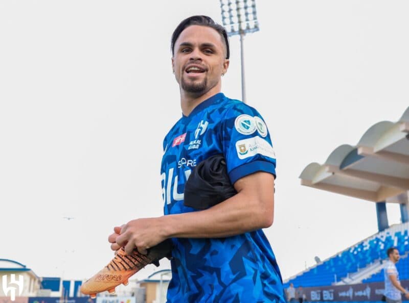 Al Hilal vê valorização e põe preço exorbitante em Michael