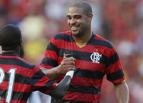 Adriano Imperador em jogo pelo Flamengo