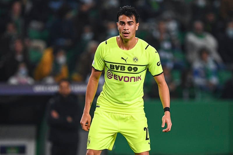 Ex-Flamengo, Reinier com a camisa do Borussia Dortmund