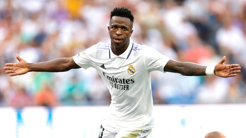 Revelado pelo Flamengo, Vinícius Júnior comemora gol pelo Real Madrid