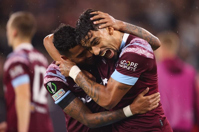 Ex-Flamengo, Lucas Paquetá comemorando gol do West Ham na Conference League