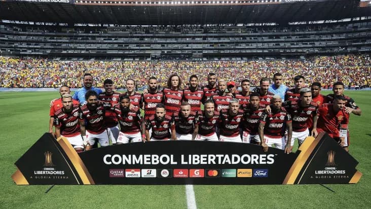Vasco planeja contratar atleta multicampeão pelo Flamengo