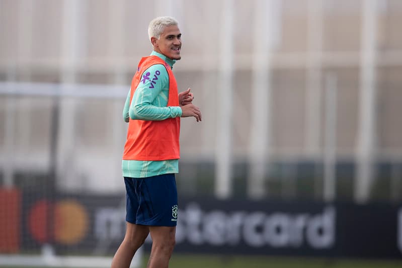 Pedro em treino da Seleção Brasileira para Copa do Mundo