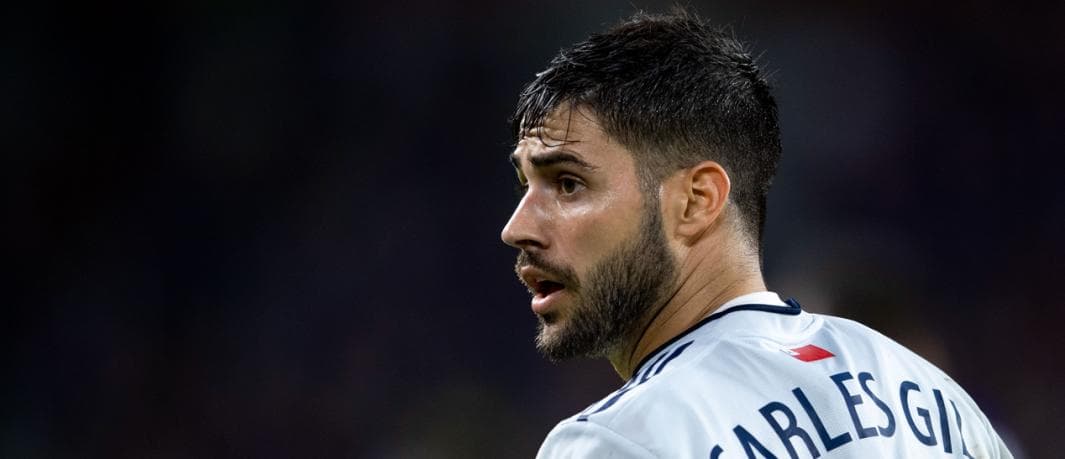 carles gil pode jogar no flamengo em 2023