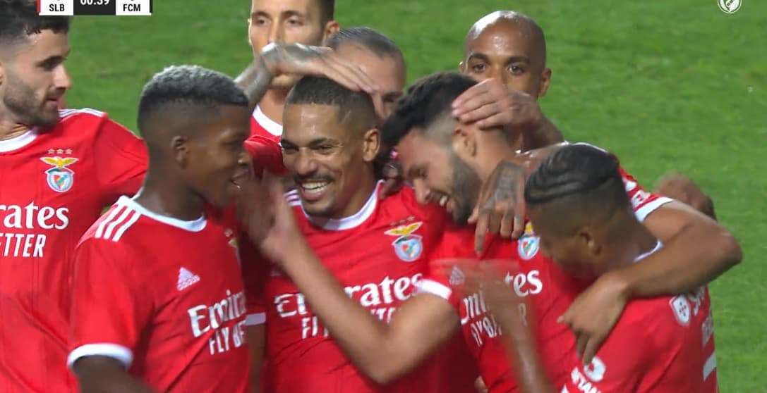 gilberto pode voltar ao brasil e jogar no flamengo