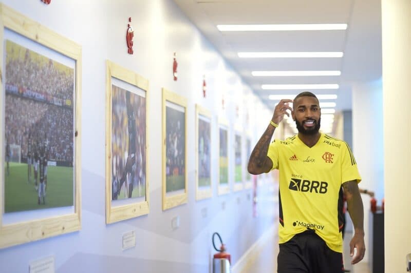 Gerson em seu primeiro dia ao retornar ao Flamengo