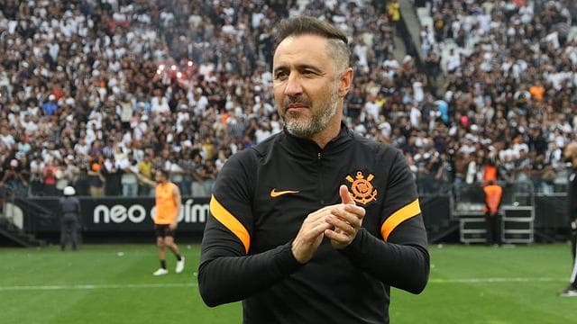 Novo técnico do Flamengo, Vitor Pereira comandou o Corinthians em 2022