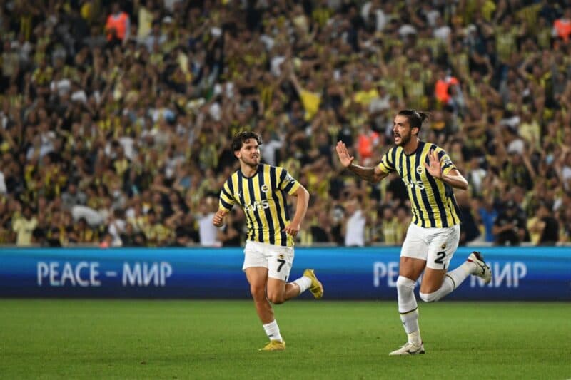 O Fenerbahçe, clube de Jorge Jesus, decidiu se vai exercer a compra de Gustavo Henrique, que pertence ao Flamengo