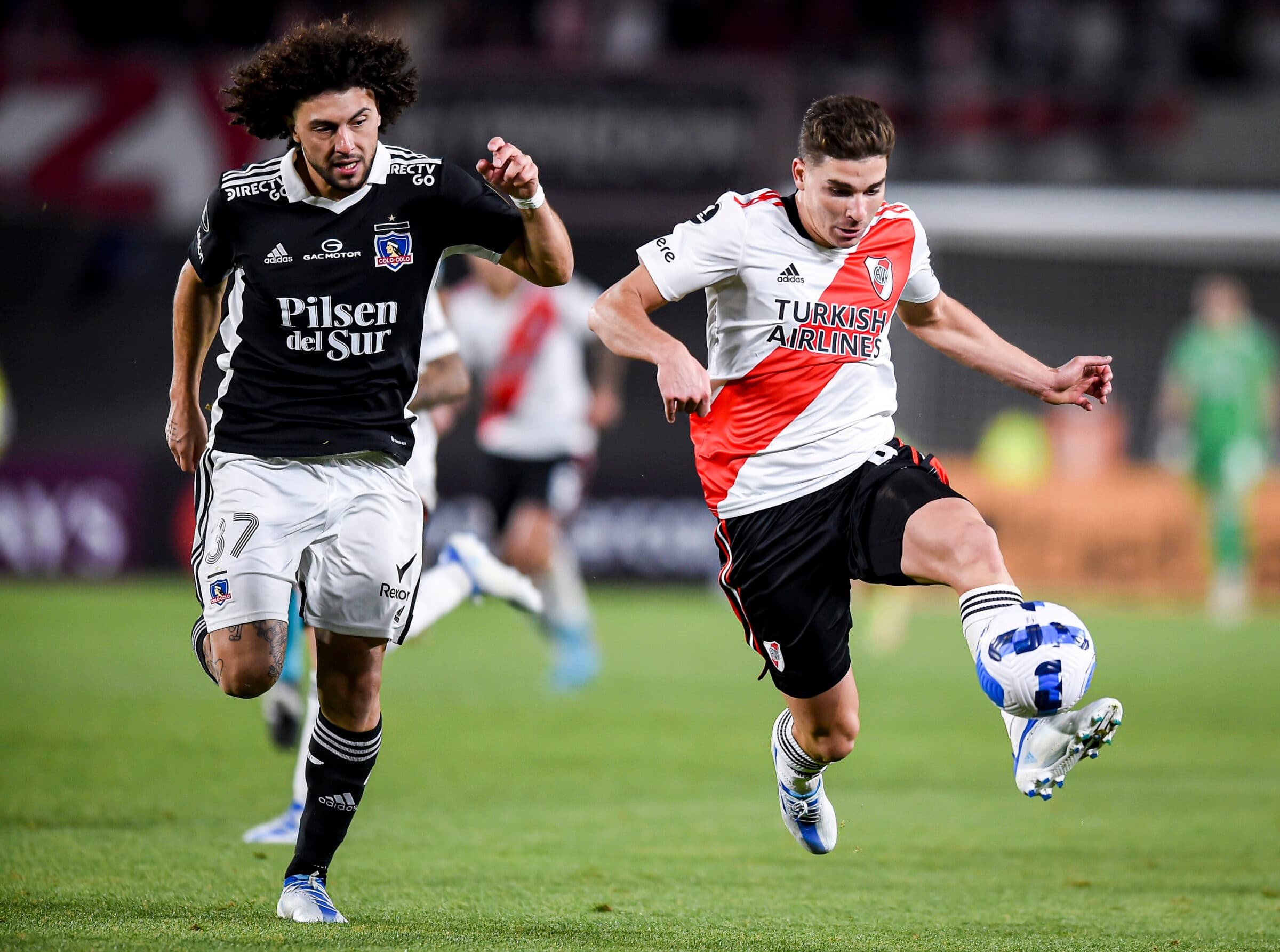 Maximiliano Falcón chamou Vidal do Flamengo para o Colo-Colo