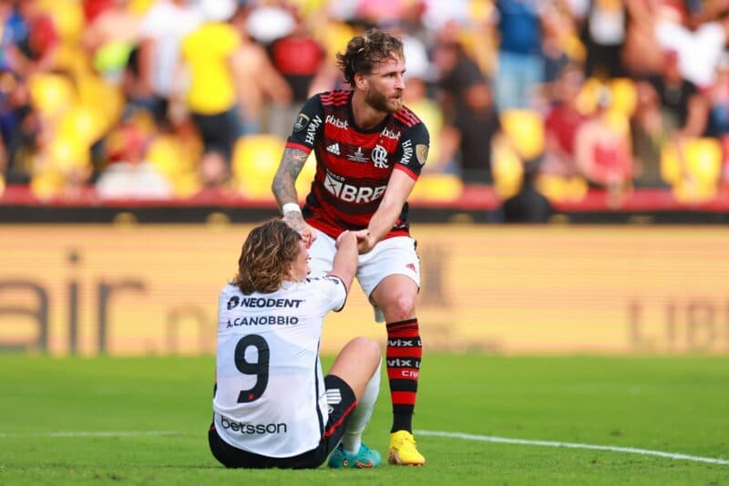 onde assistir (qual canal vai passar) o jogo do Flamengo hoje contra o Athletico-Pr pelo Campeonato Brasileiro