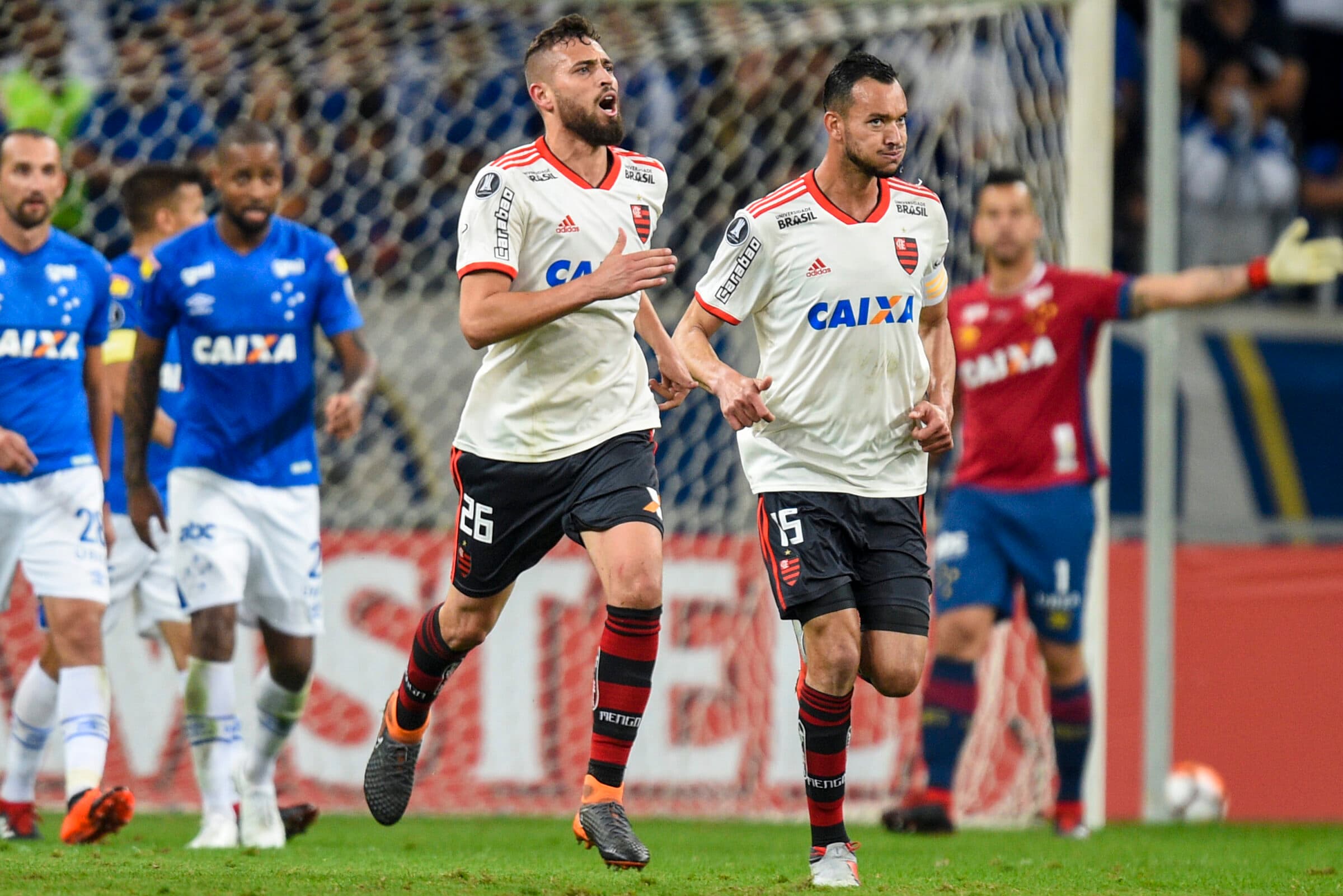 Léo Duarte ex-Flamengo