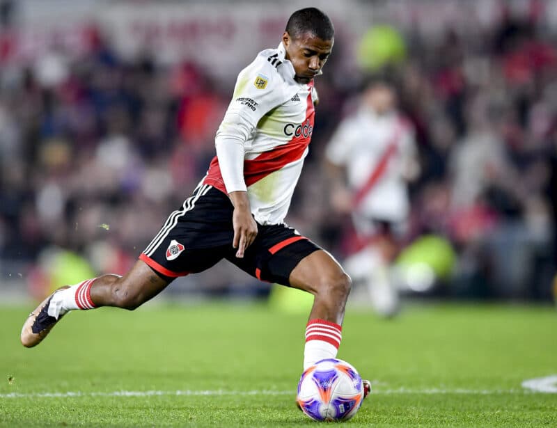 De La Cruz é cobiçado pelo Flamengo