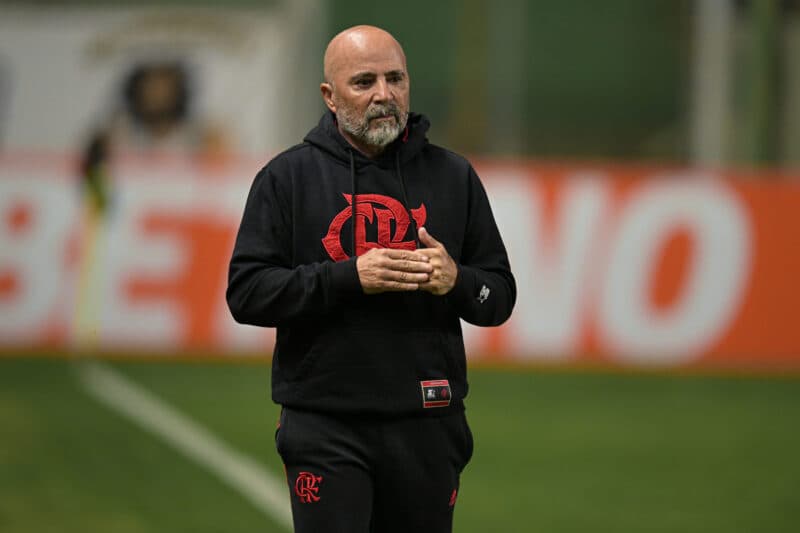 Estopim da briga entre Pedro e Pablo Fernández se iniciou após Flamengo x Grêmio, quando Sampaoli teria criticado lado religioso do atacante