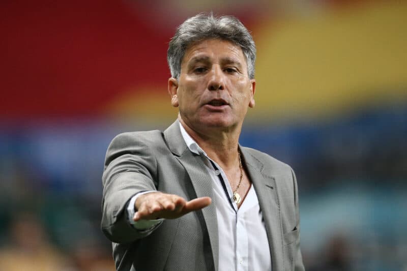 Renato Gaúcho em jogo do Grêmio; treinador comentou sobre passagem pelo Flamengo em entrevista