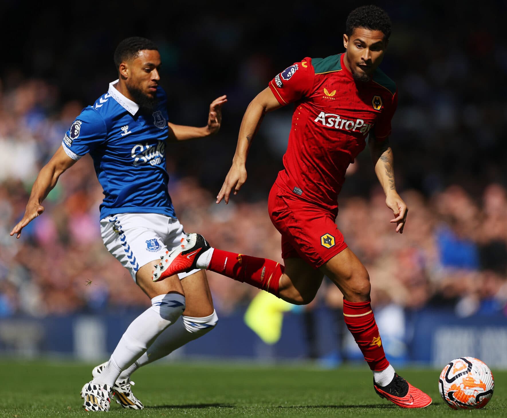 João Gomes atua 90 minutos e ajuda Wolves a conquistar primeira vitória na Premier League
