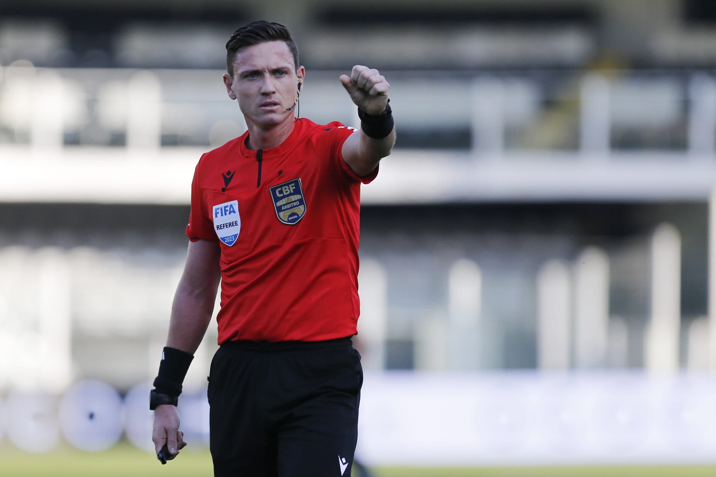 Ramon Abatti Abel em partida do Brasileirão; Cruzeiro denunciou árbitro de Flamengo x Atlético-MG À CBF