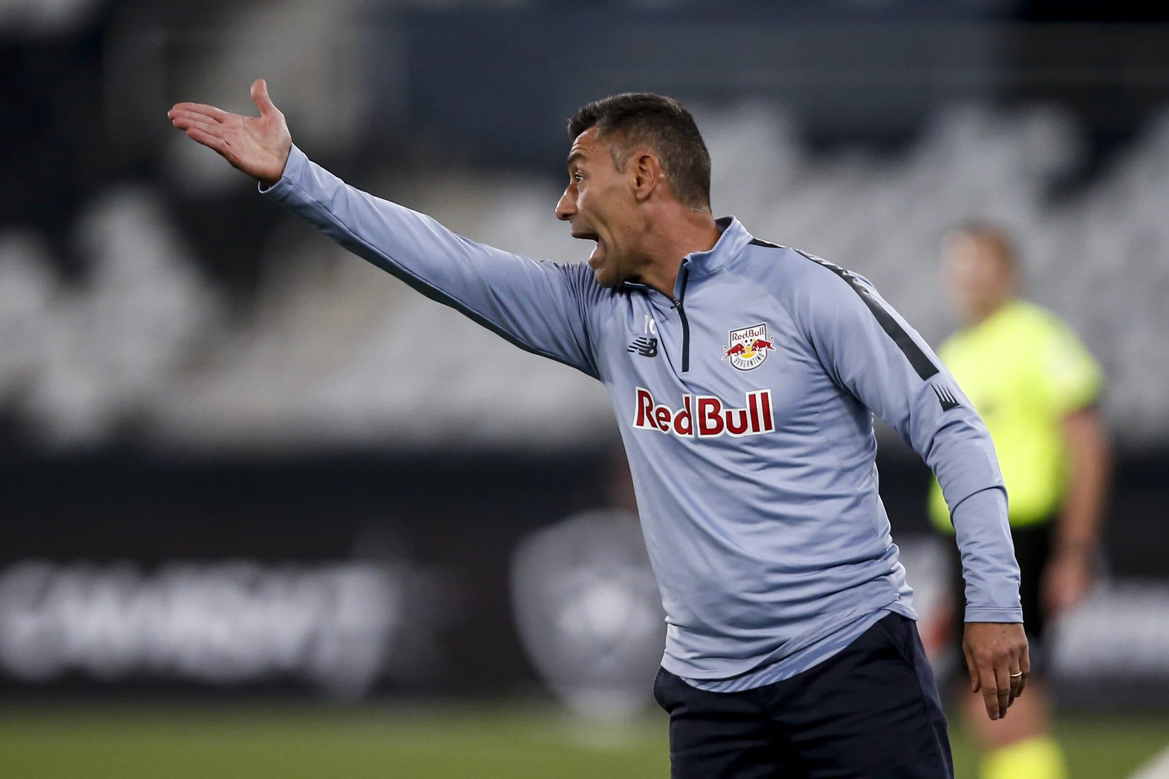 Pedro Caixinha, treinador do Bragantino, adversário do Flamengo