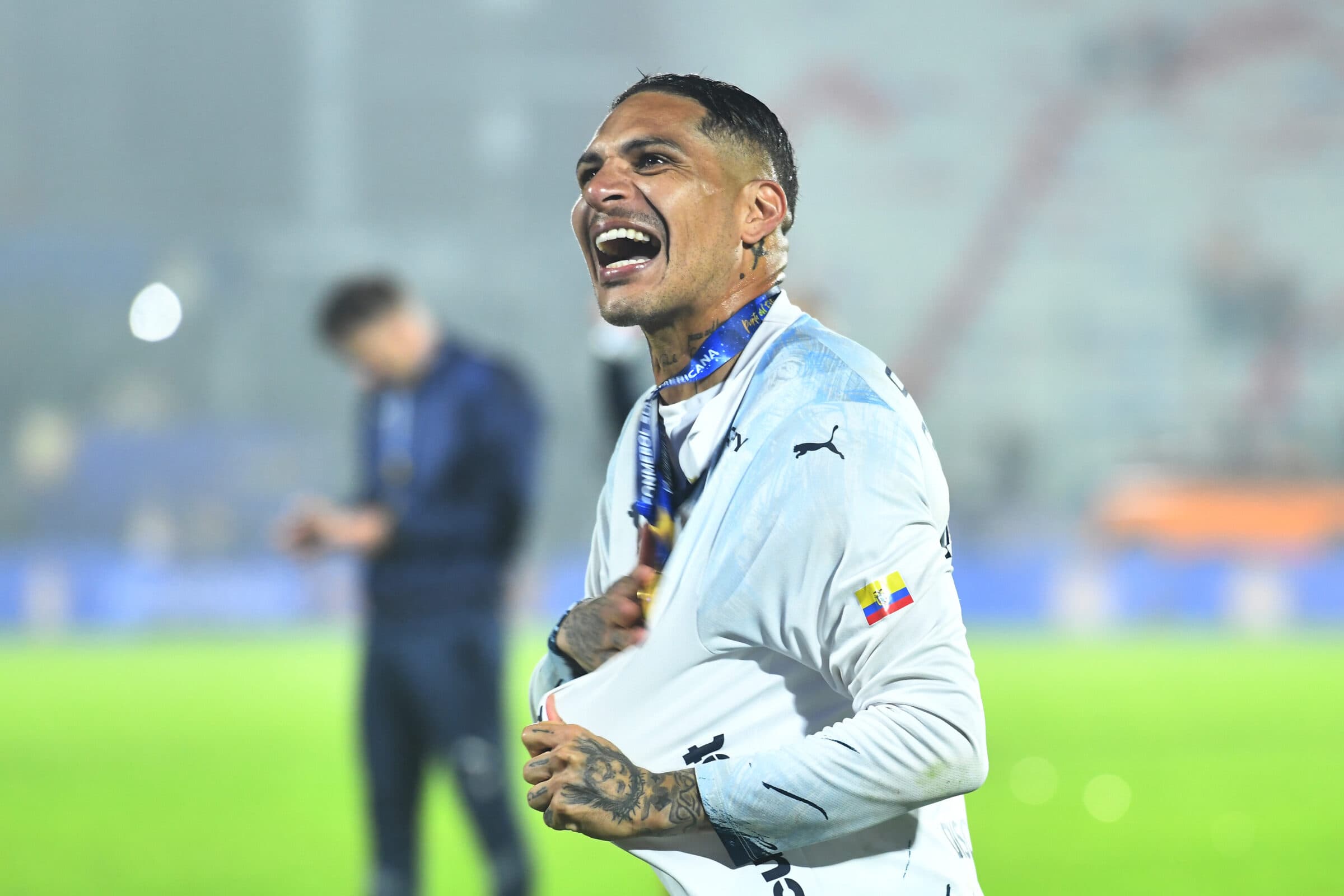 Paolo Guerrero, ex-Flamengo e Corinthians, alfineta Racing após vencer título com LDU