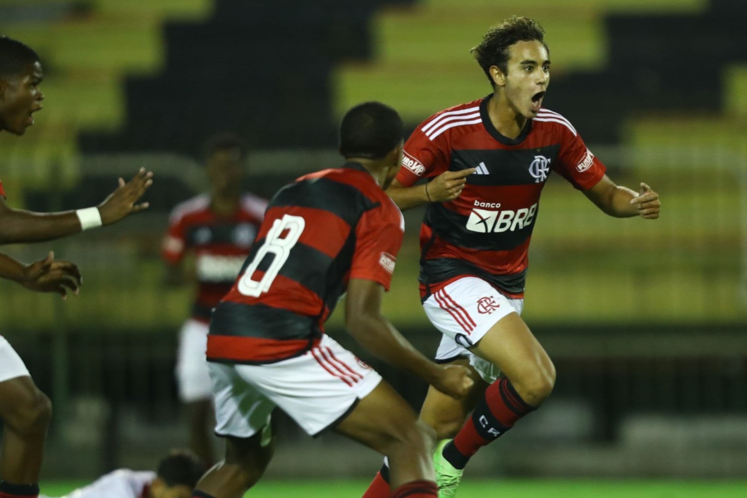 Luís Aucélio, joia do Flamengo, marcou gol rubro-negro na estreia em torneio do Marrocos