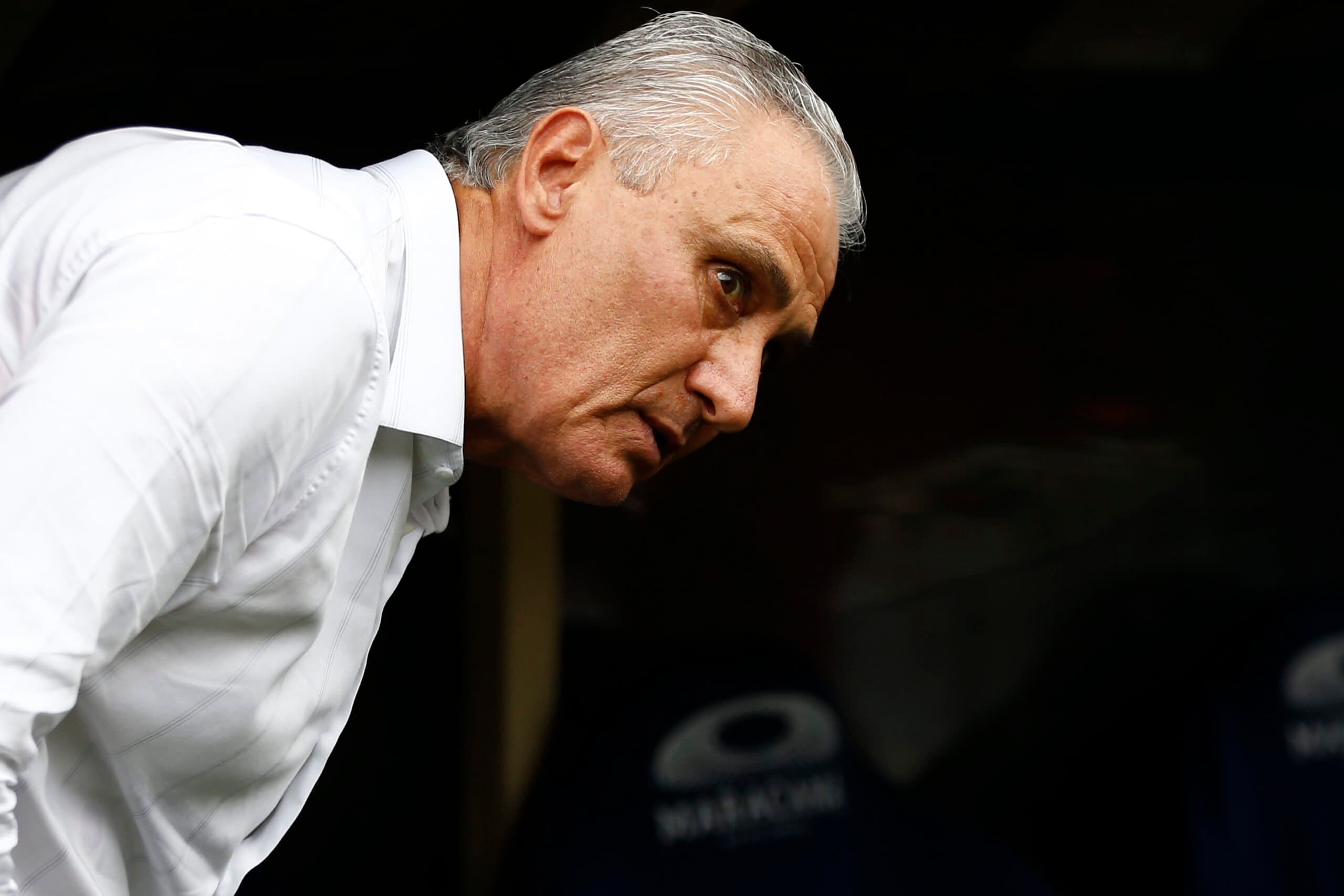 Tite, técnico do Flamengo, escala novidades para encarar o Volta Redonda