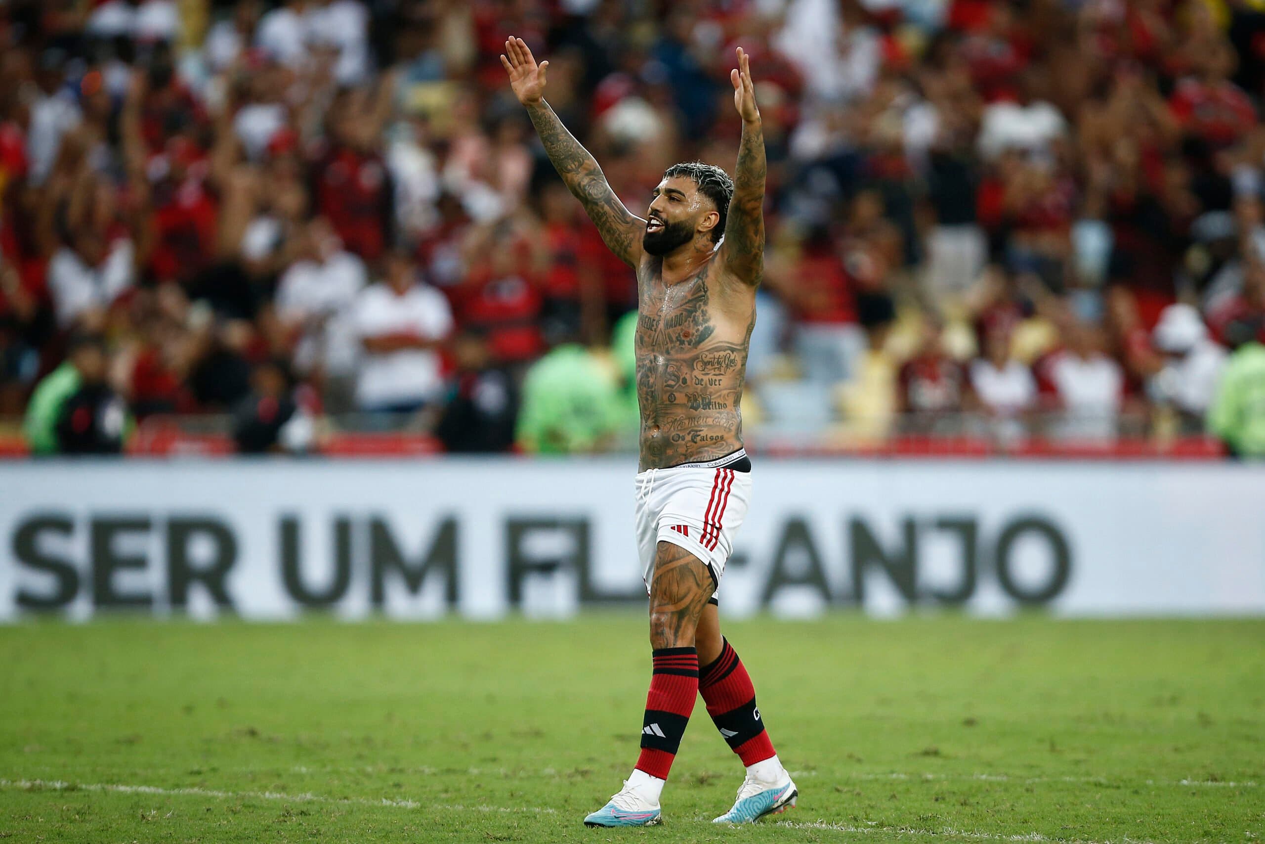 Gabigol foi para a Sapucaí acompanhar a Beija-Flor