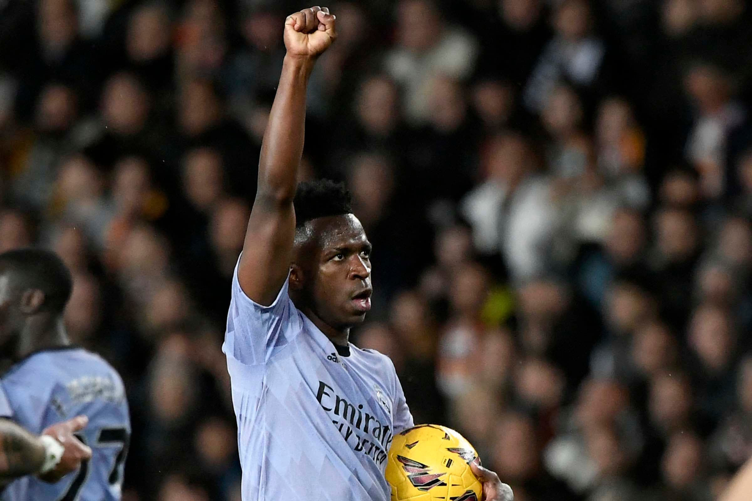 Vini Jr não se cala em meio a mais um ataque racista da torcida do Atlético de Madrid