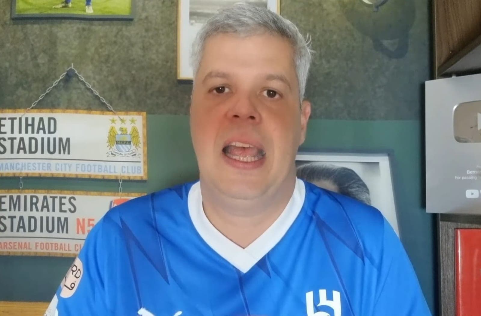 Bernardo Ramos durante vídeo sobre o jogo do Flamengo contra o Botafogo falando sobre Tite e Jorge Jesus