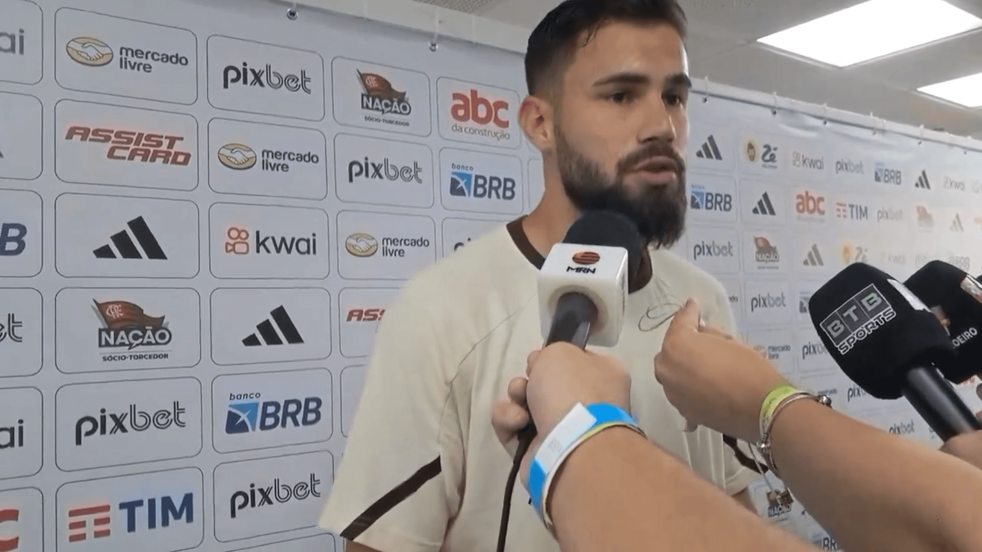 Matheus Cunha reconhece má atuação do Flamengo contra o Amazonas