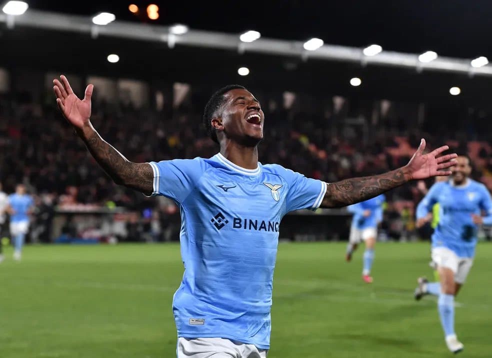 marcos antônio na mira do flamengo comemora gol pela lazio