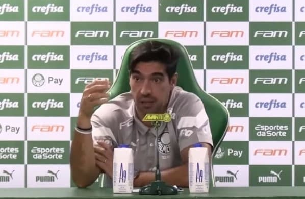 Abel Ferreira em coletiva após vitória do Palmeiras no Brasileirão