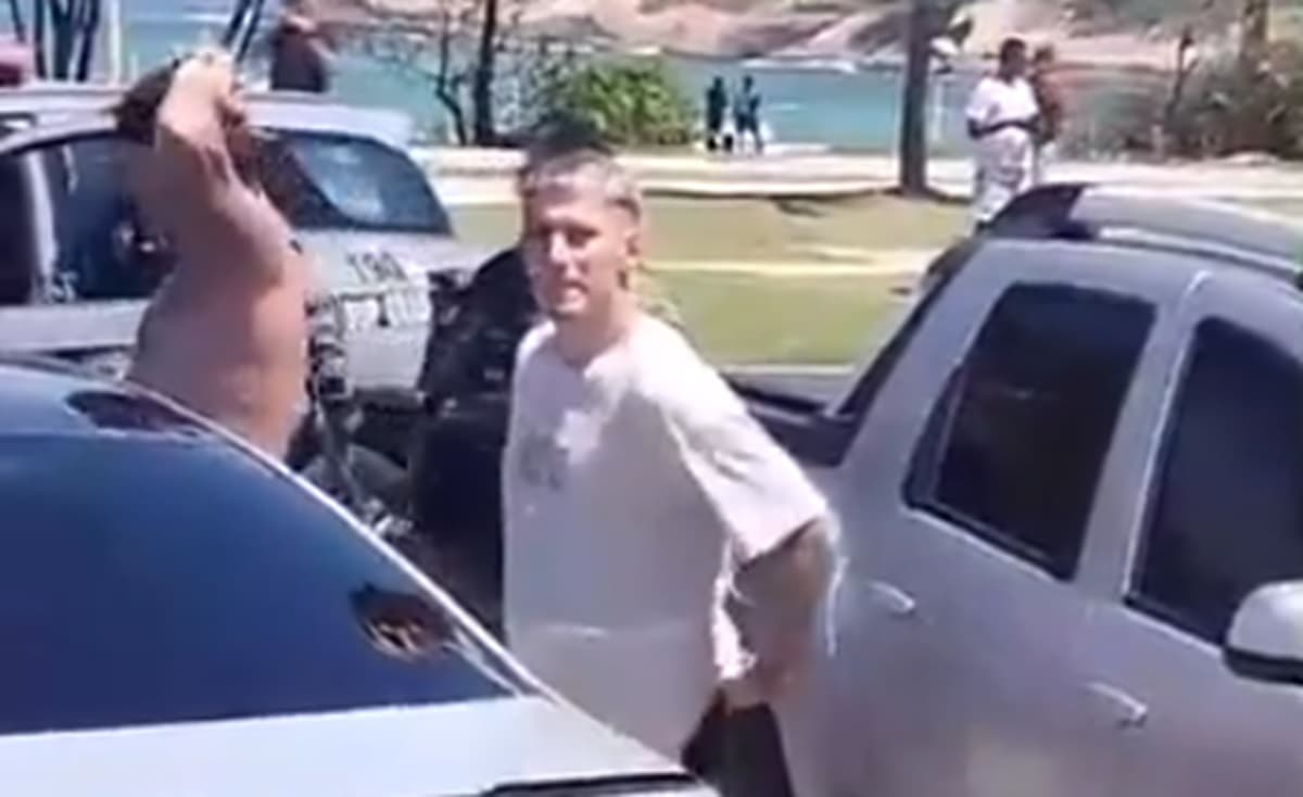 varela do flamengo salva amigos na confusão no rio