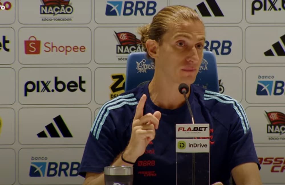 filipe luís comenta jogo do flamengo contra o vasco