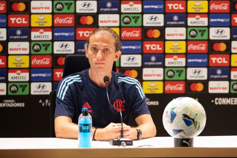 Filipe Luís coletiva pós Flamengo x Central Córdoba