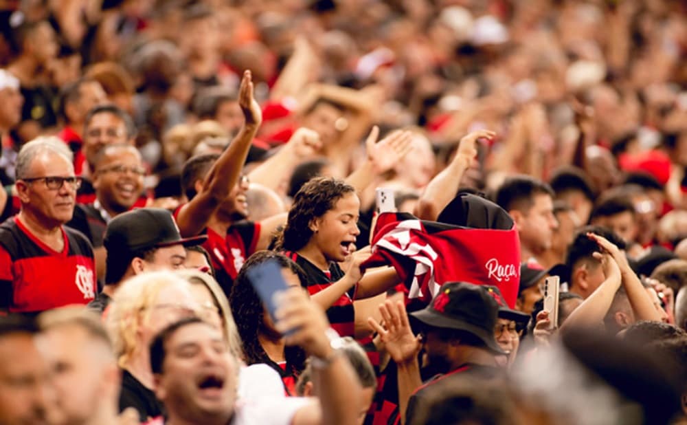 torcida do flamengo no maracanã contra o internacional