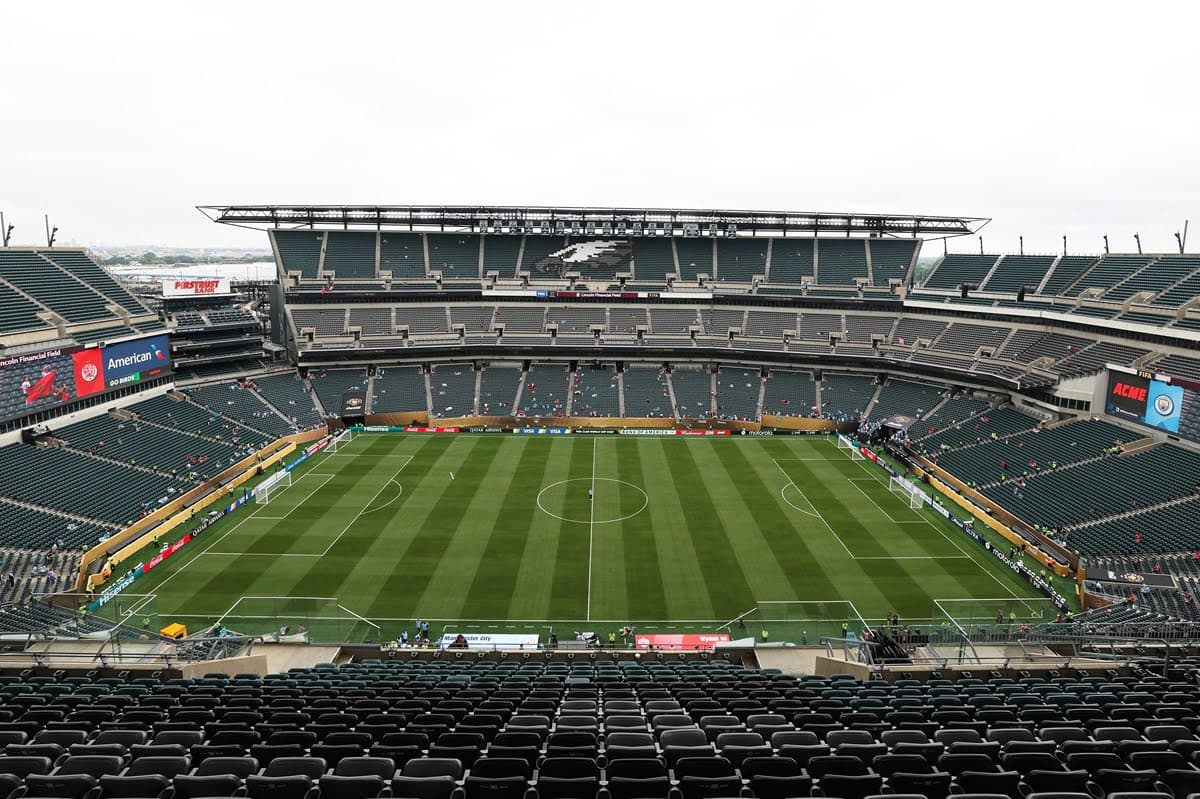 Lincoln Financial Field recebeu chuva e tanto nesta quinta