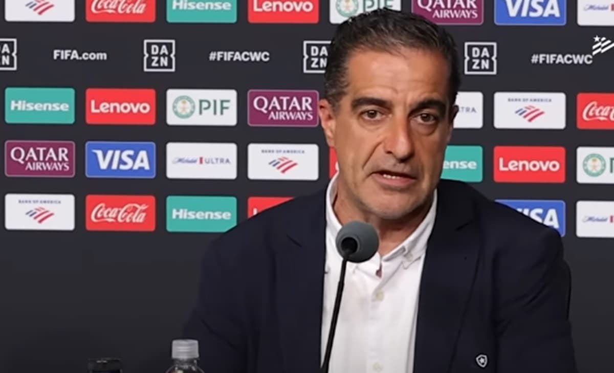 renato paiva do botafogo fala de flamengo copa do mundo de clubes