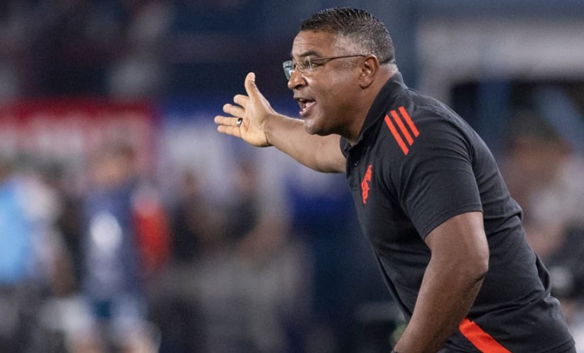 roger machado vai enfrentar o flamengo na libertadores