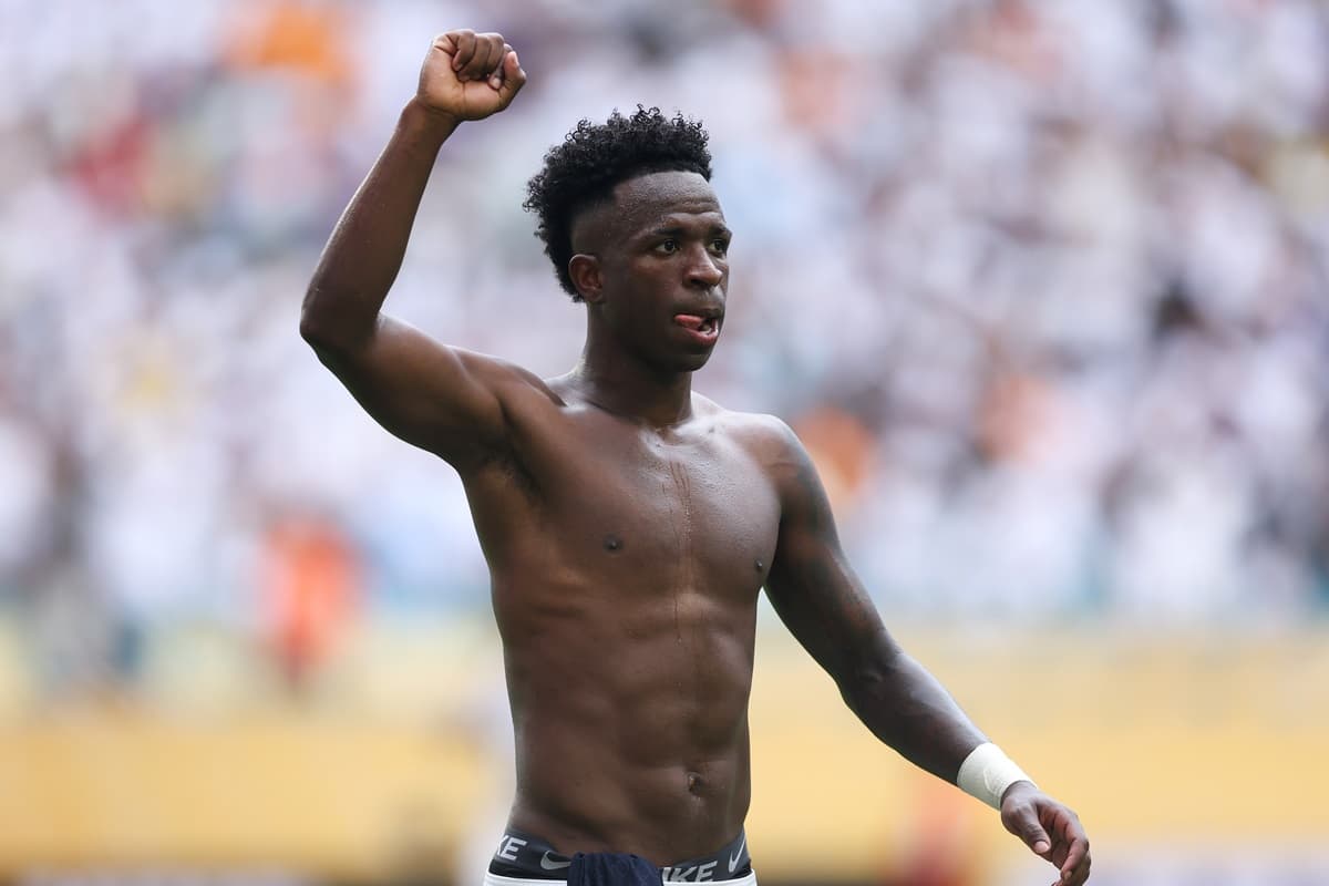 Vini Jr comemora classificação do Real Madrid sobre a Juventus