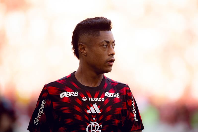 Bruno Henrique em aquecimento do Flamengo