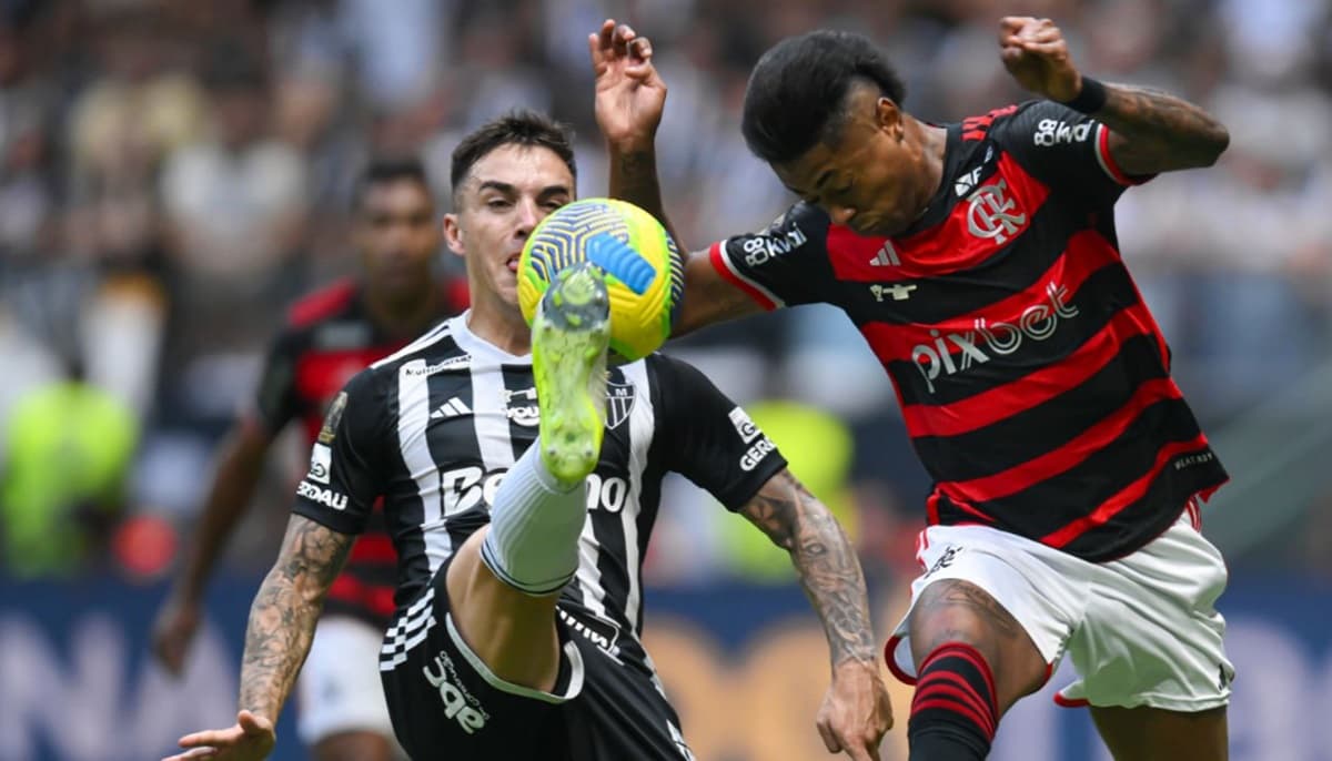 bruno henrique em jogo do flamengo contra o atlético mg em minas