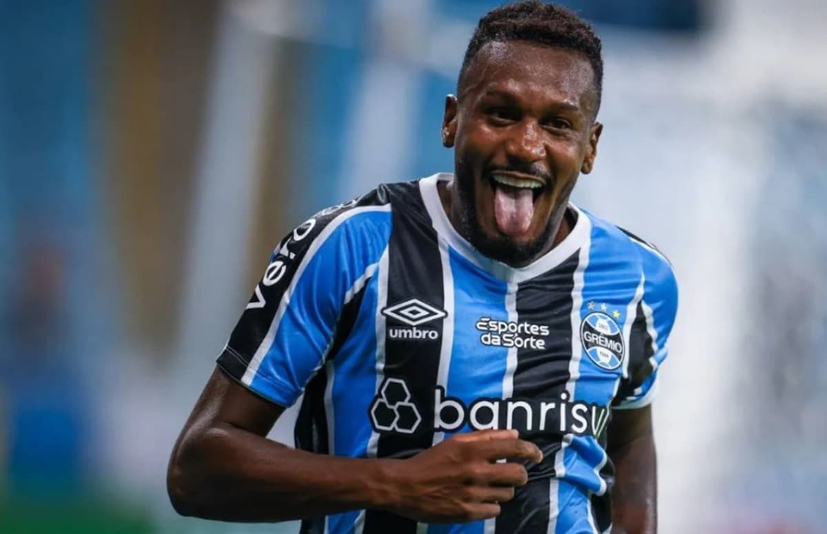 edenílson do grêmio pode ser decisivo contra flamengo