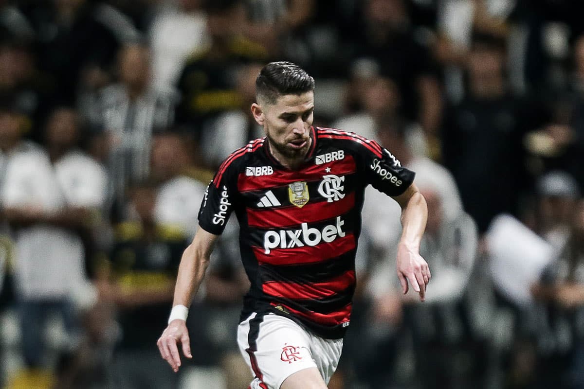 Jorginho durante Atlético-MG x Flamengo