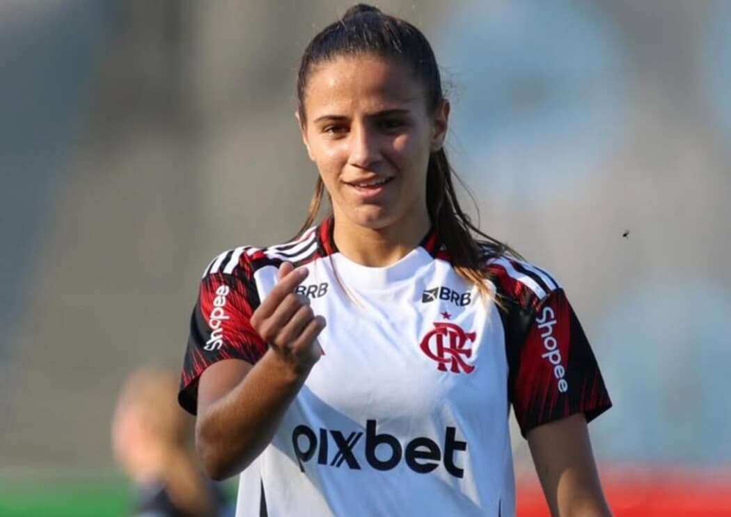 Mari Fernandes comemora gol em Flamengo x Operário-MS