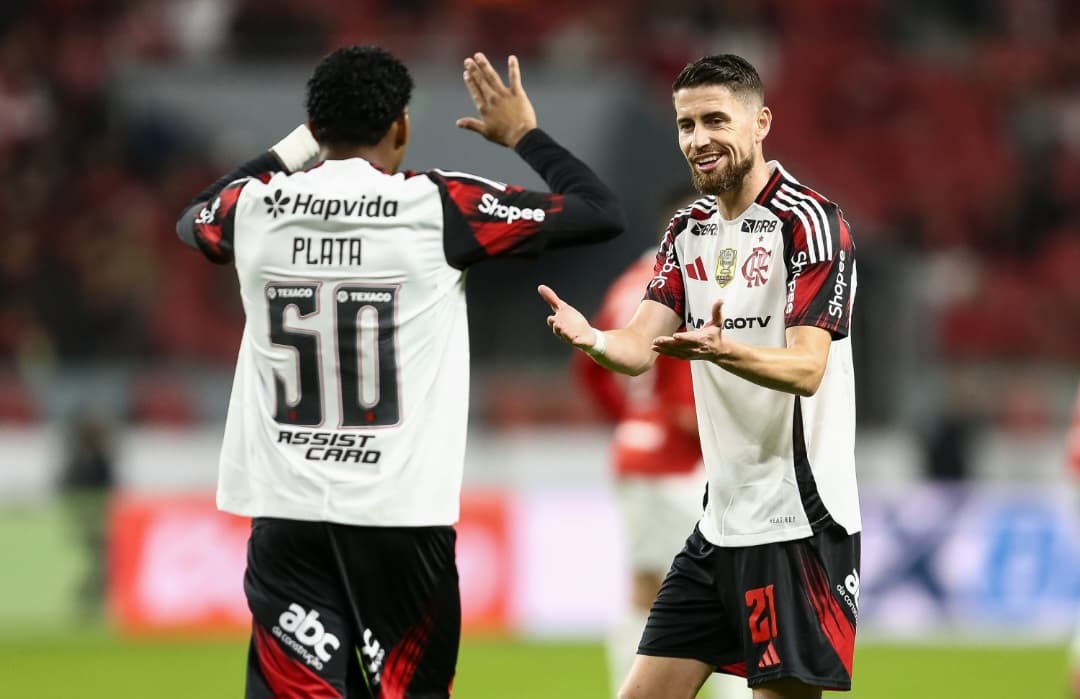 Plata e Jorginho em Flamengo x Internacional