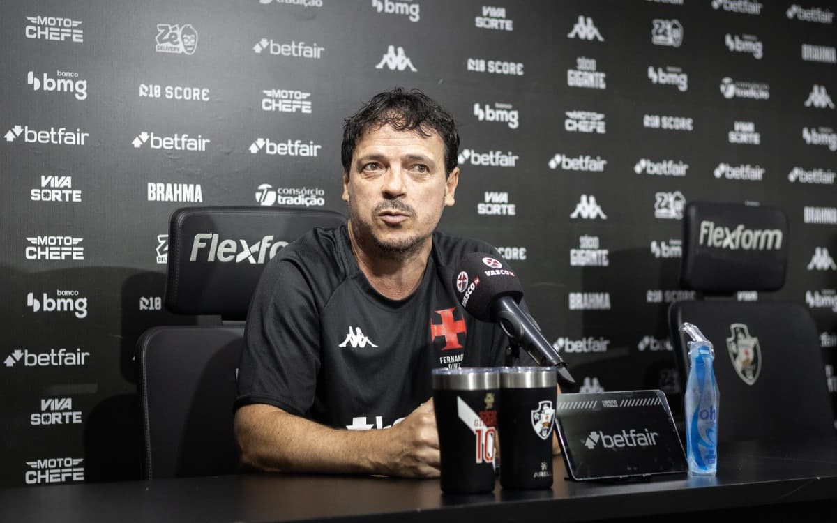 Fernando Diniz em entrevista coletiva