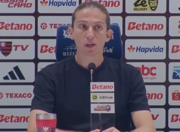 Filipe Luís em coletiva no Maracanã após Flamengo x Grêmio