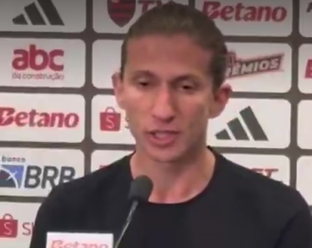 Filipe Luís na coletiva após Corinthians X Flamengo